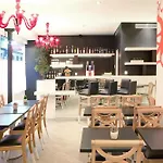 Hotel Western Premier Faubourg 88 Paris