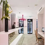 Hotel Western Premier Faubourg 88 Paris