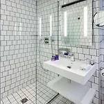 Western Premier Faubourg 88 Paris