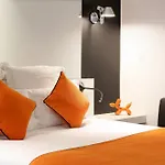 Hotel Western Premier Faubourg 88 4*