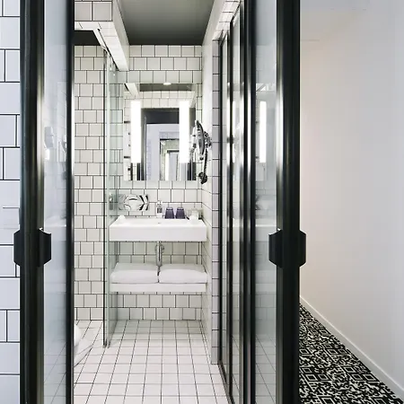 Hotel Western Premier Faubourg 88 Parigi